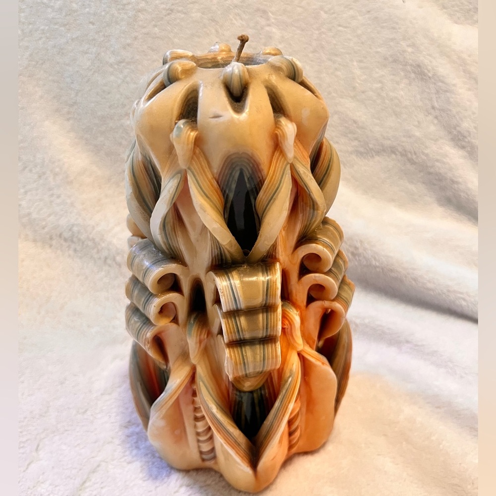 Vintage 70s Hand carved Ribbon Swirl Candle 7”H